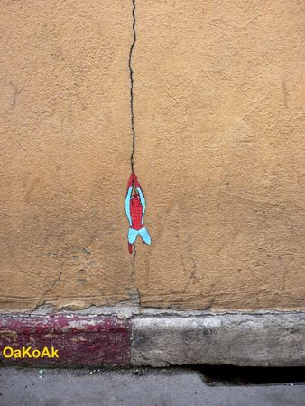 528747aabdbeb163eee86bc8c4bff9b0 25 Creative Street Art Examples by OaKoAk Guerilla Marketing Example